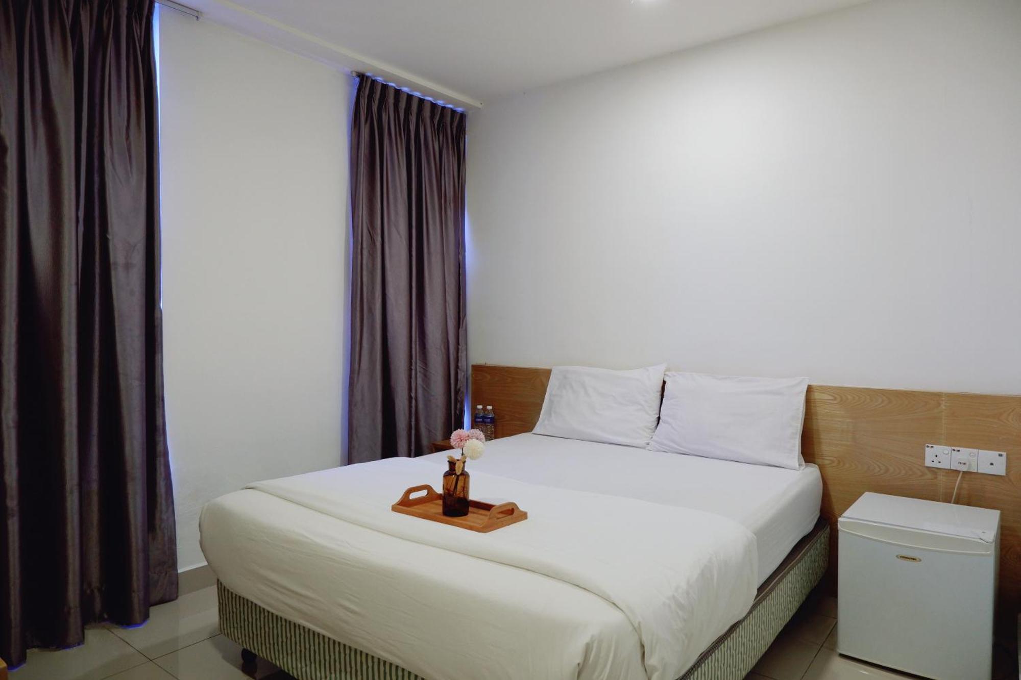 Iris Hotel Kajang Exterior photo