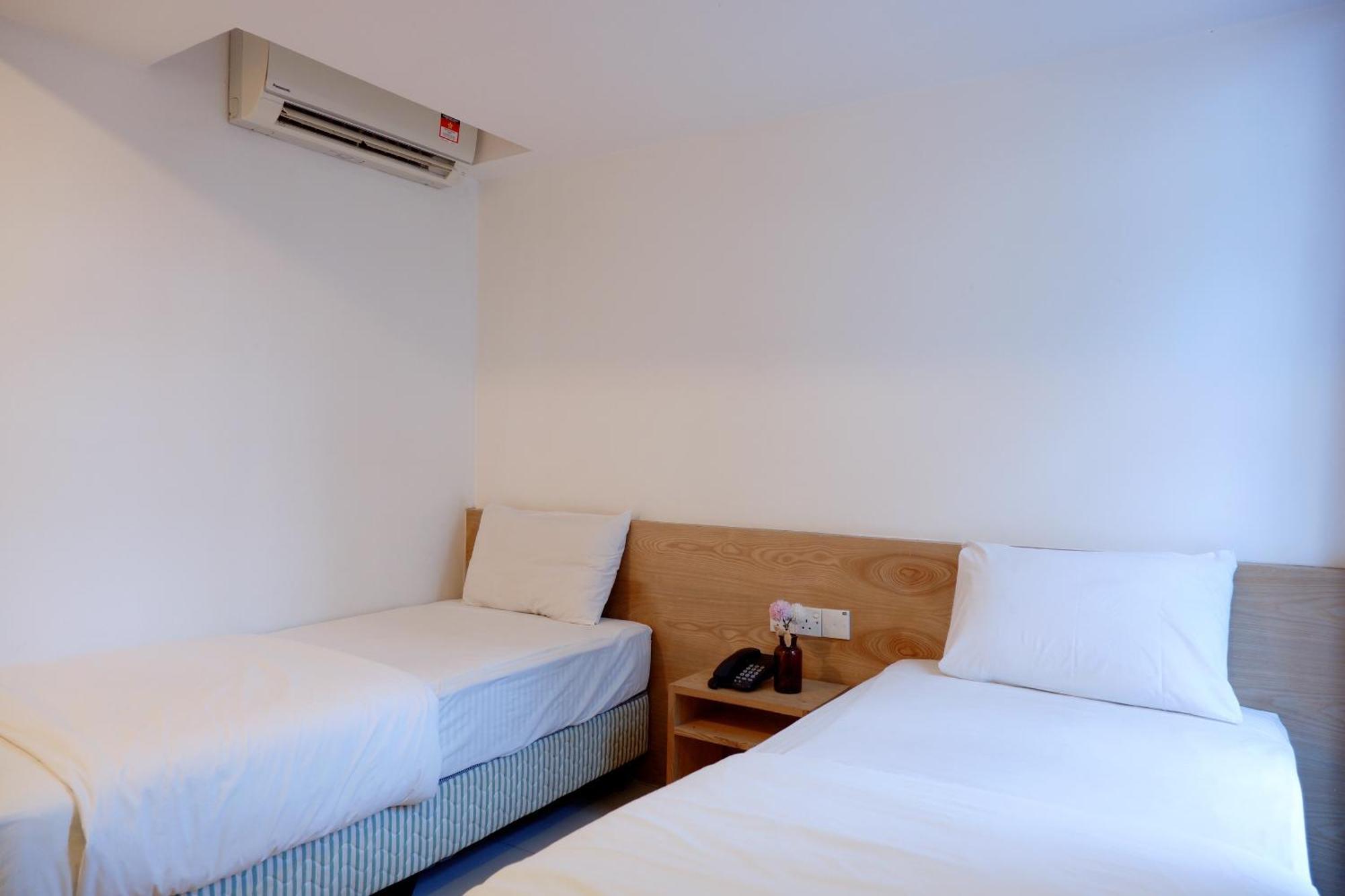 Iris Hotel Kajang Exterior photo